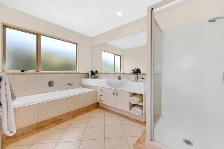 27 Carousel Crescent East Tamaki Heights_23