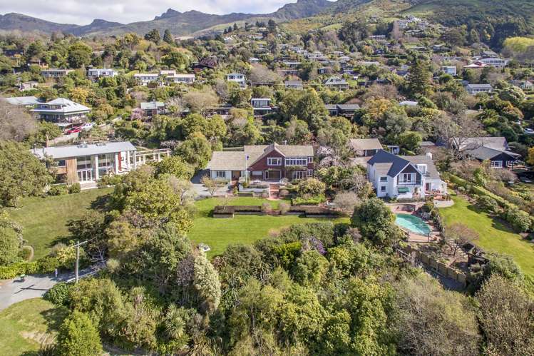 13 Cholmondeley Lane Governors Bay_19