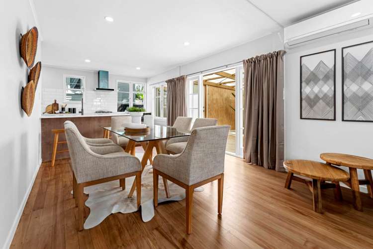 79 Onewa Road Northcote_10