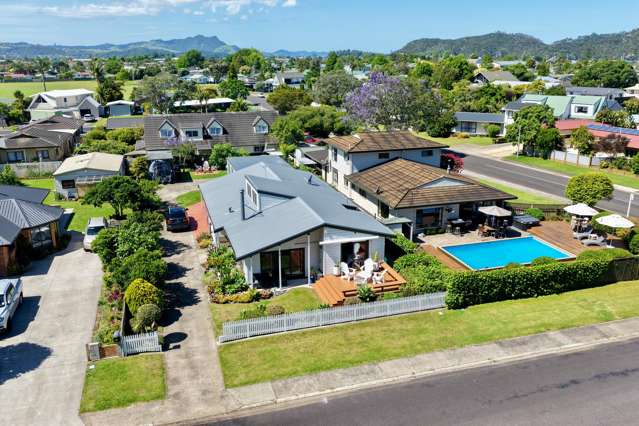 83 Robinson Road Whitianga_1