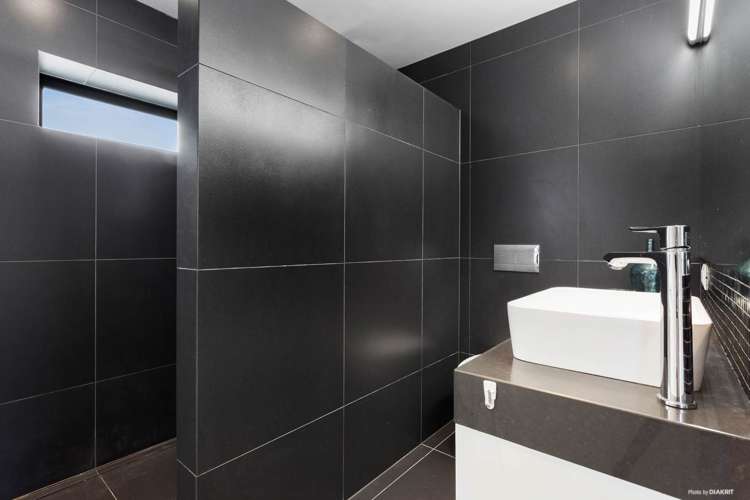 1/9 Earnoch Avenue Takapuna_8