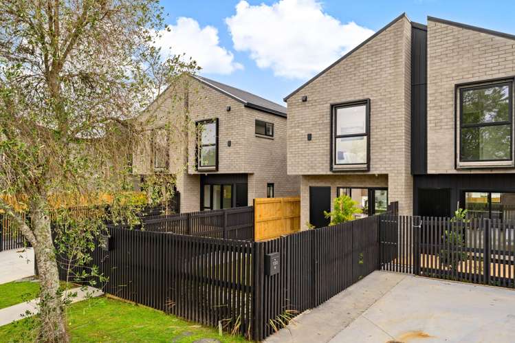 133 Riverpark Crescent Henderson_8