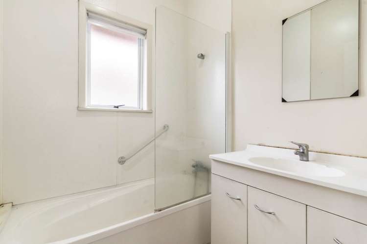 114 Mount Smart Road Onehunga_14