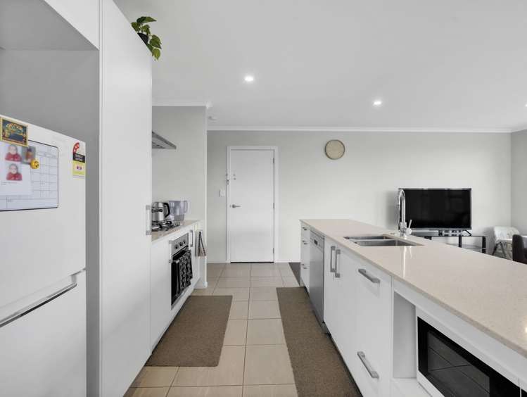 10/1 North Ridge Drive Rototuna North_14