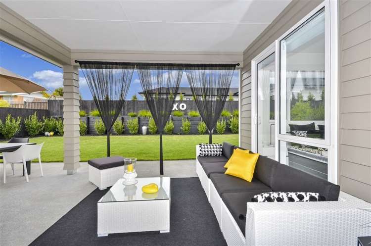 22 Riverhead Point Drive Riverhead_11