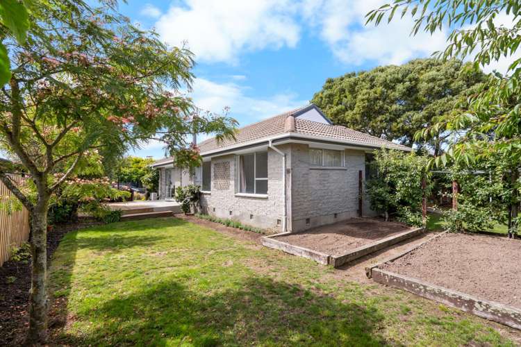 56 Charnwood Crescent Bishopdale_18