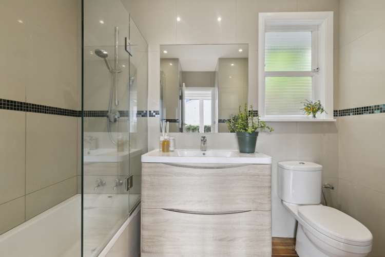 48 Delhi Crescent Khandallah_10