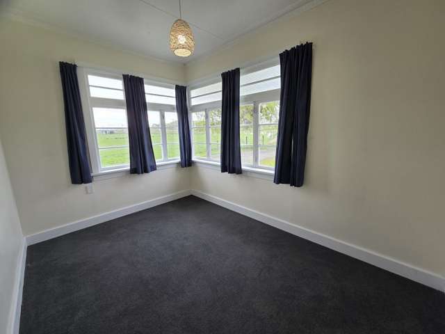 35 Factory Road Paretai_4