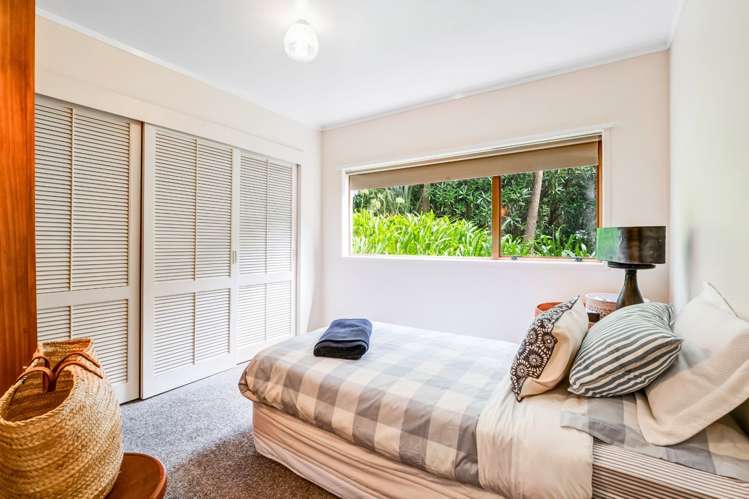 10 Chelverton Terrace Red Beach_18