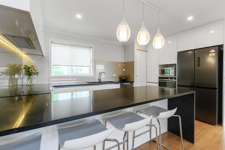 33b Lake Road Northcote_10