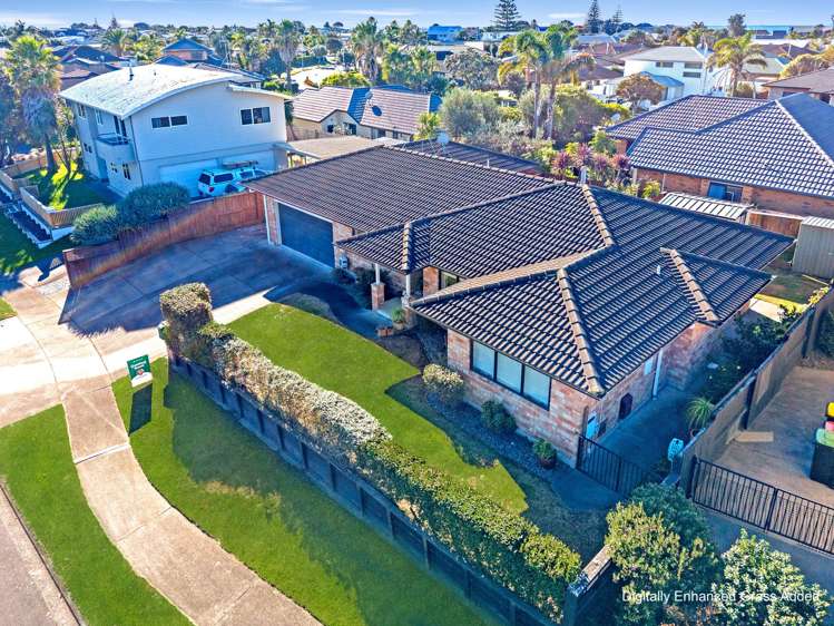 6 Golden Courie Close_3