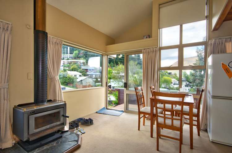 35b Watts Road Fernhill/Sunshine Bay_9