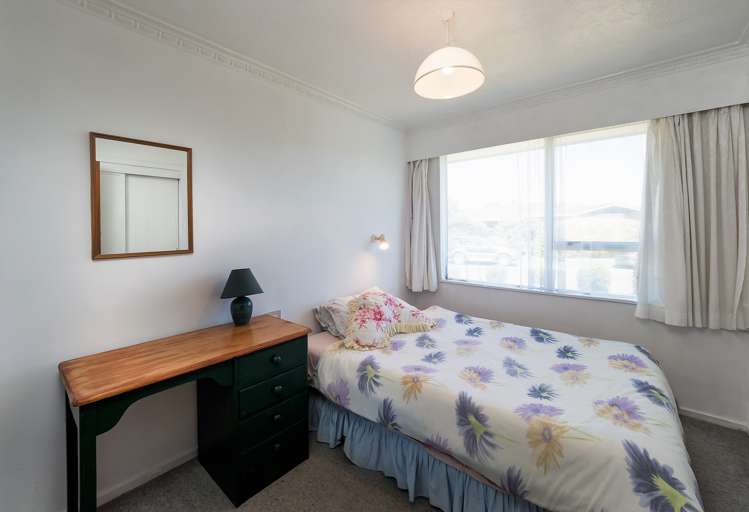 20 Bidwell Place Hillmorton_14