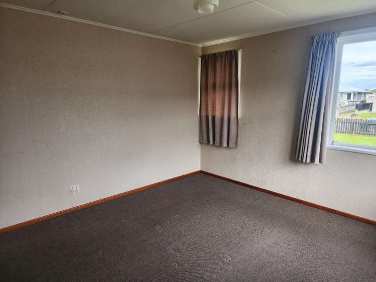 17 Sword Street Gore_9