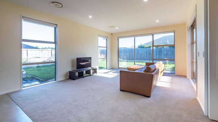 74 Longcot Drive Rolleston_8