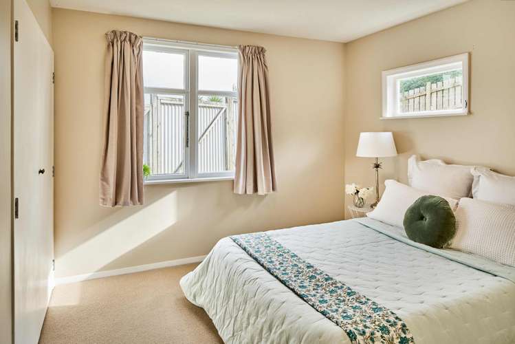 25 Kiriwai Road Paremata_9