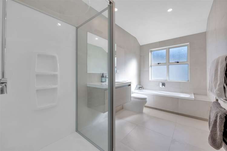 42 Matairangi Avenue Totara Heights_19