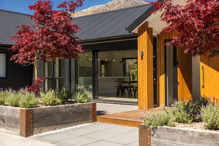 6 Crawford Place, Walnut Grove_1