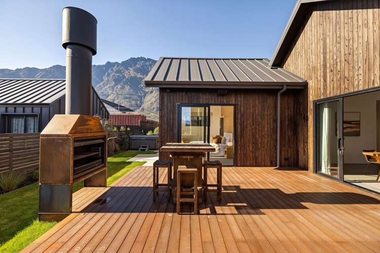 30 Cunninghams Drive Jacks Point_13