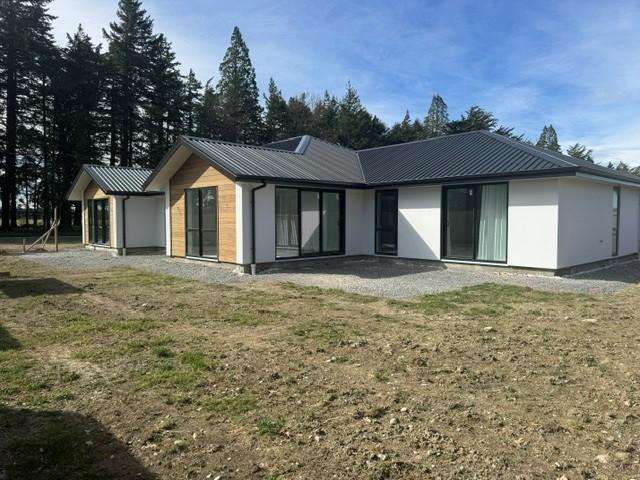 43 Holmes Road Methven_1