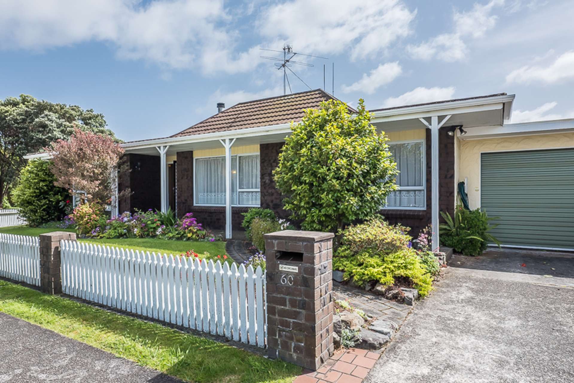 60 Rewarewa Crescent Waikanae_0