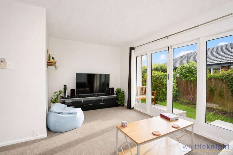 1/7 Aileen Place Upper Riccarton_2