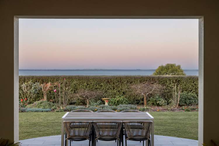 292 Beach Road Katikati_23