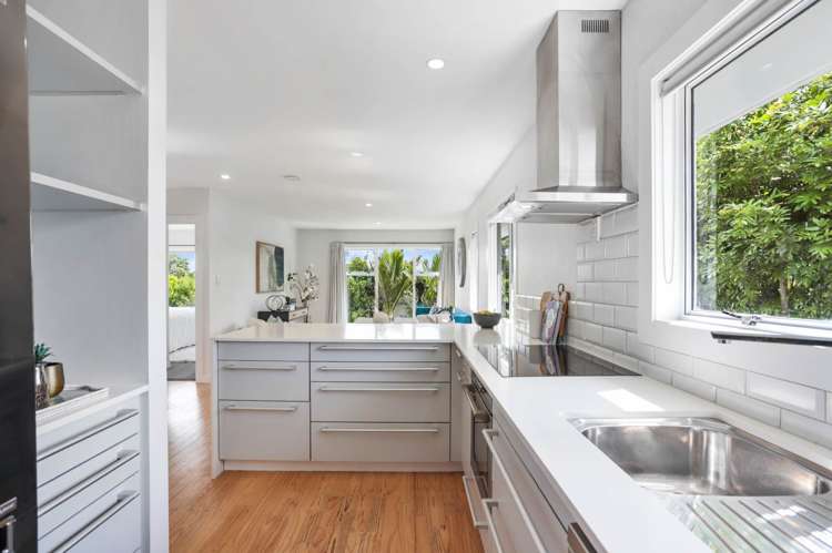 51 Waipani Road Te Atatu Peninsula_4