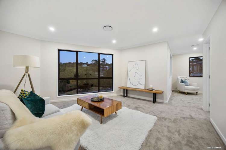 8 Teitei Rise Flat Bush_15