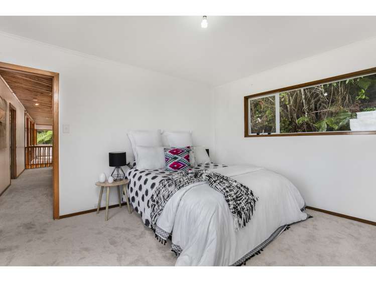 17 Scenic Drive Titirangi_13