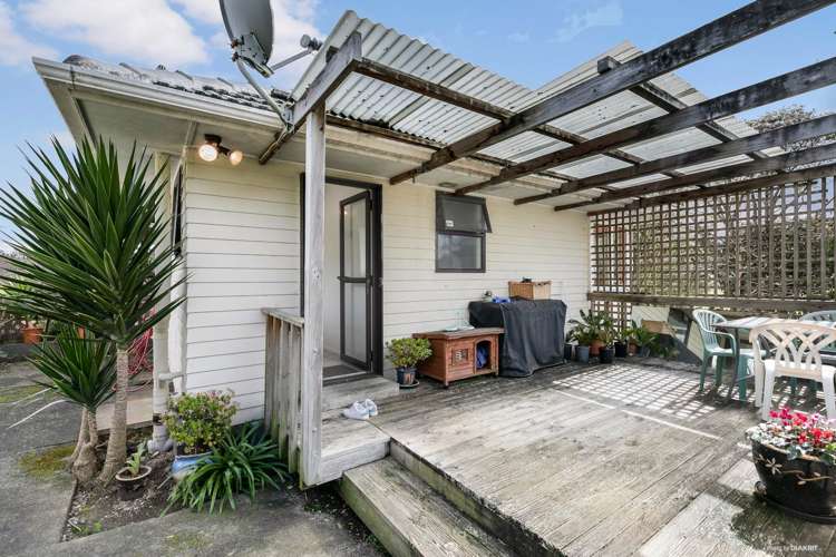 83 Kervil Avenue Te Atatu Peninsula_8