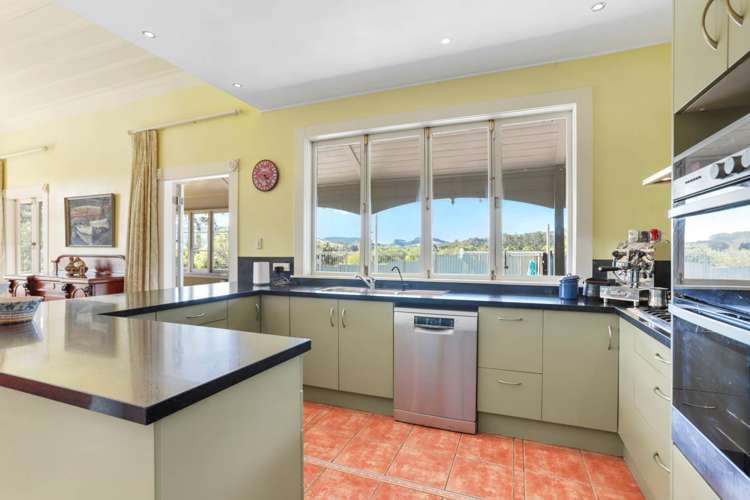 913 Peak Road Helensville_12