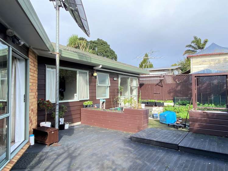 26a Miro Street New Lynn_10
