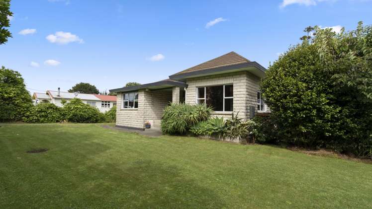 5807 South Road Rahotu_0