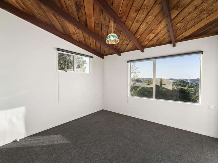 10 Lilburn Crescent Massey_13