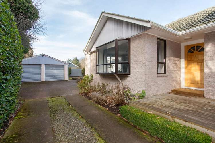 6 Rathlin Street Redwood_13