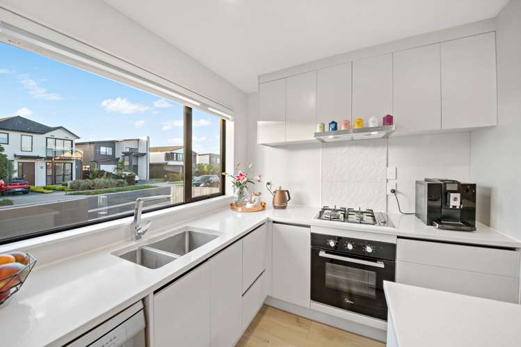 13 Kokowai Parade Hobsonville_4