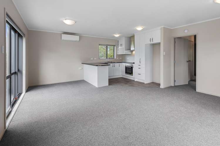 15C/27 Stonehaven Drive Maungakaramea_4