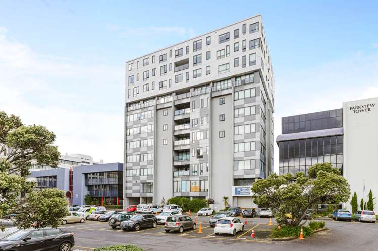 1111/17 Putney Way_0