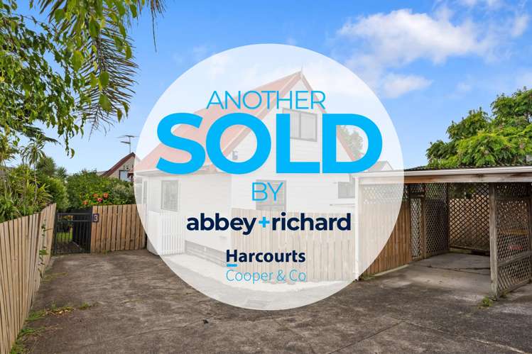 2/13 Eden View Road_0