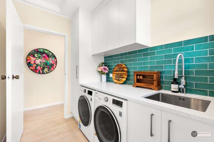 4 Poole Street Taita_12