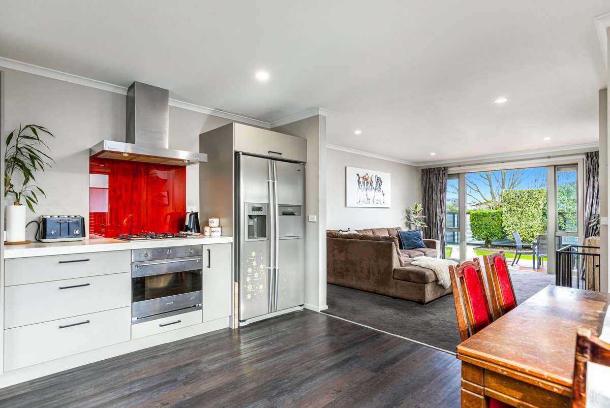 1/28 Mowat Street_1