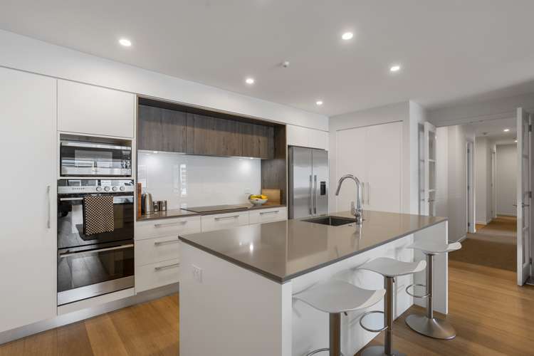 203/2a Raurenga Avenue Royal Oak_7