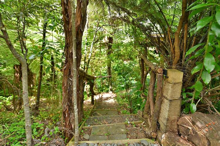 30 Cochrane Avenue Arkles Bay_15