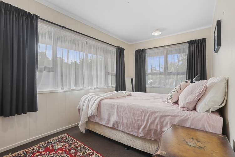 17 Western Road Laingholm_10