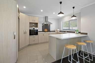 20 Fernbrook Drive_1