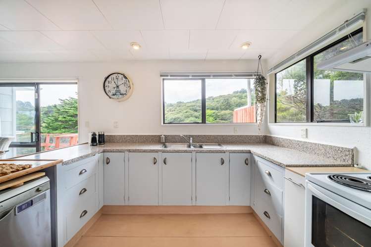 20 Roys Road Plimmerton_12