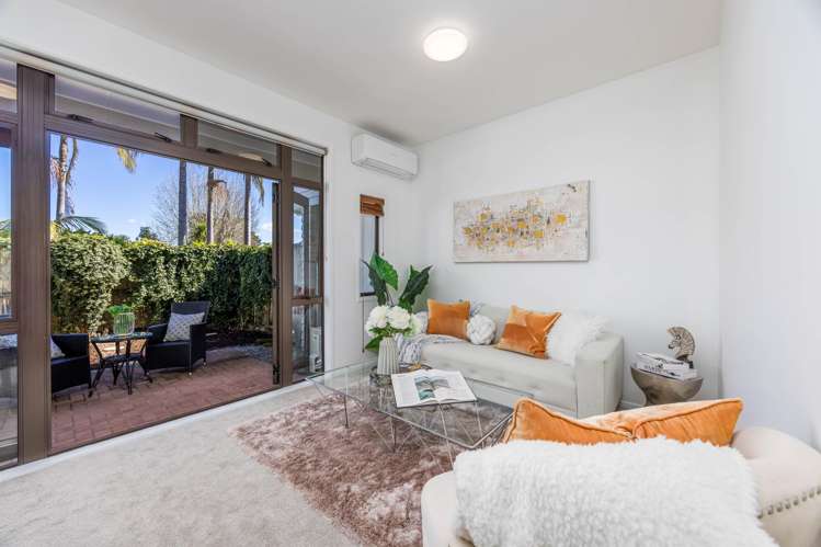 99/92 Bush Road Albany_5