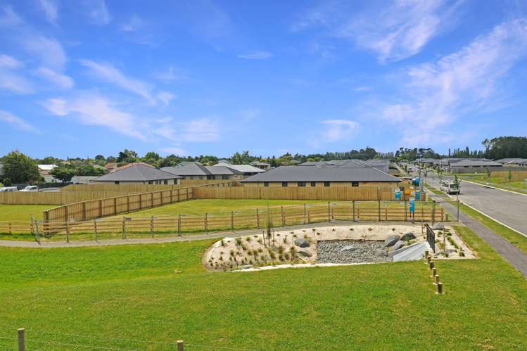 54 Strowan Avenue Elgin_3