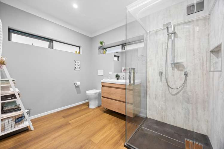 21 Opanuku Road Henderson Valley_24